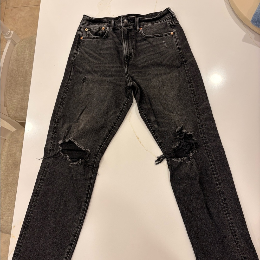 American Eagle Black Distressed Mom Jeans